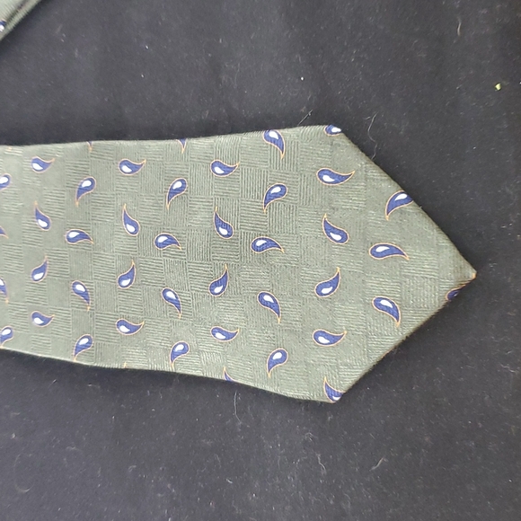NEO BILL BLASS Men's Green Patterned Tie - Picture 8 of 8